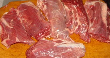 Stire din Economie : Constanța / Alte câteva tone de alimente aruncate