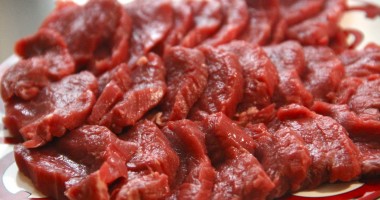 Stire din Economie : Iată rezultatele anchetei ANSVSA în cazul substituirii cărnii de vită cu cea de cal