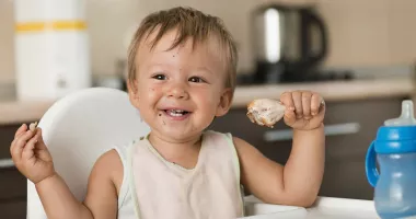 Stire din Sănătate : De câte ori pe săptămână le dați carne bebelușilor pentru o dezvoltare sănătoasă