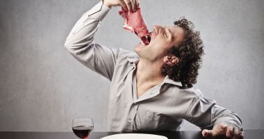 Stire din Sănătate : Ce tip de carne trebuie să consumați ca să nu vă îngrăşați