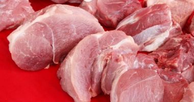 Stire din Actualitate : O tonă de carne posibil infectată cu virusul pestei porcine africane, retrasă de la comercializare