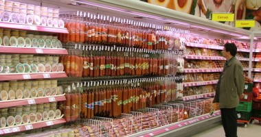 Stire din Social : Carne stricată și produse străine vândute drept românești, capcanele din marile magazine