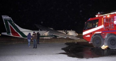 Stire din Diverse : Avion cu 43 de persoane la bord, ieșit de pe pistă