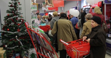 Carrefour a deschis cinci  supermarket-uri în cartierele Constanței - 8