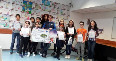 Stire din Social : A câștigat marele  premiu Carrefour și va merge  la "Shreck’s Adventure" din Londra