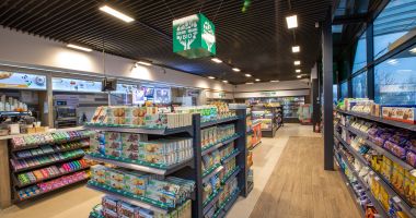Carrefour lansează două magazine Express în bezinăriile Rompetrol - 2