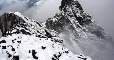 Stire din Sport : Alpinism: Doi români vor escalada vârful Carstensz Pyramid din Papua Noua Guinee