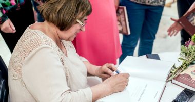 Lansare de carte la Muzeul de Artă. Autor, Doina Păuleanu - 2