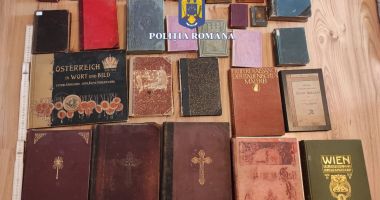 Stire din Eveniment : Poliţiştii au recuperat o carte bisericească veche de peste 185 de ani