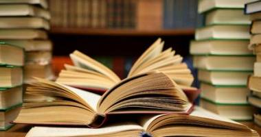 Stire din Cultură-Educație : Lansare de carte la Colegiul Național Pedagogic "Constantin Brătescu"