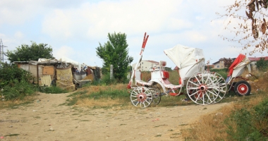Șatra din inima Constanței! Terorizați de mai multe familii de romi - 10