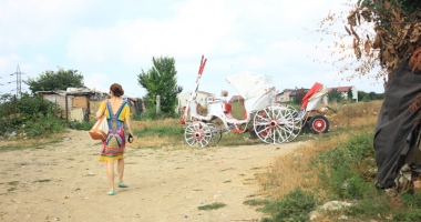 Șatra din inima Constanței! Terorizați de mai multe familii de romi - 12