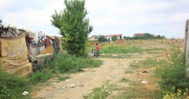 Șatra din inima Constanței! Terorizați de mai multe familii de romi - 14