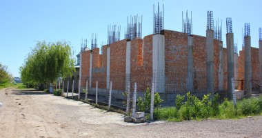 Cartierul Veteranilor, câmpul "semănat" cu viluțe - 12