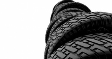 20 de TIR-uri cu cauciucuri fără acte, confiscate de ANAF