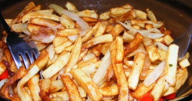 Stire din Sănătate : AVERTISMENT / IATĂ ALIMENTELE  care pot produce CANCER!