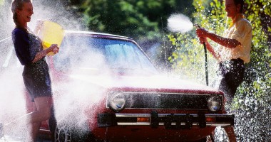 Stire din Diverse : 3 în 1 la Talent Car Wash: spălătorie auto, cafenea și fast-food