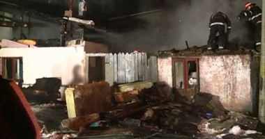 Stire din Eveniment : INCENDIU devastator în București. Zece familii au rămas fără case