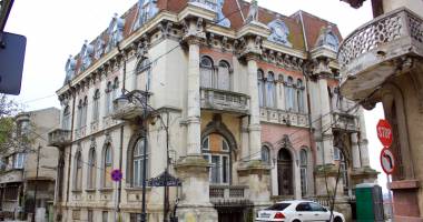Casa cu Lei. O legendă "vie" în zona Peninsulară - 2