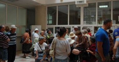 Cine plătește contribuțiile sociale de două ori