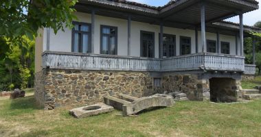 Stire din Cultură-Educație : Excursie într-un loc mirific. Casa de poveste de la Oltina își așteaptă vizitatorii