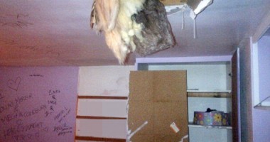 FOTO / I-au devastat casa în urma unui anunț dat pe Facebook! - 2