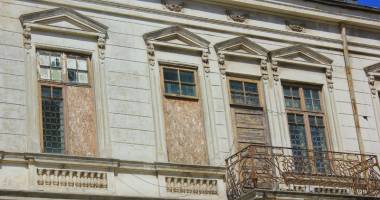 Un simbol în ruină! Mărirea  și decăderea Casei Manicatide - 5