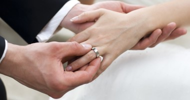 Stire din Social : INS. Mai multe căsătorii și mai multe divorțuri