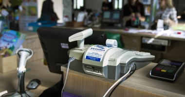Stire din Economie : Casele de marcat vor transmite informații  către ANAF  de la 1 iulie 2019