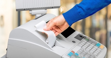 Stire din Economie : Casele de marcat vor comunica cu serverele ANAF din vara lui 2019