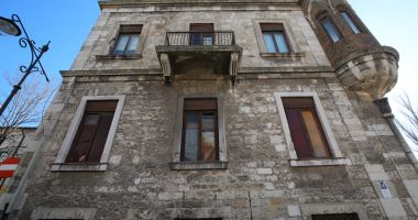 Stire din Social : Casele istorice reabilitate, scutite de impozit local