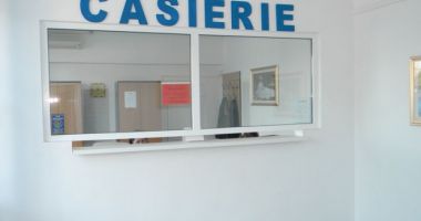 Stire din Social : Iată ce program au casieriile RAJA, în preajma sărbătorilor