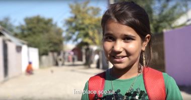 Stire din Social : Povești de viață la Castelu, unde sărăcia creează un zid în calea educării copiilor. Reality Check încearcă să-l ”dărâme”