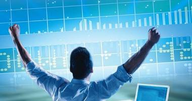 Stire din Economie : Câștiguri mai mari la bursă decât la băncile comericale