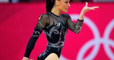 Stire din Sport : Cătălina Ponor va concura la Campionatul Național