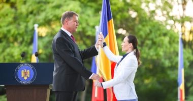 Stire din Sport : Cătălina Ponor a preluat portdrapelul României