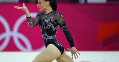 Stire din Sport : Gimnastică artistică: Echipa feminină a României a ratat calificarea la Jocurile Olimpice de la Rio