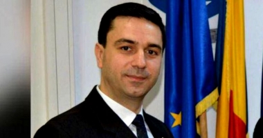 Stire din Eveniment : Noul șef al Poliției Române a fost instalat în funcție. Ce spune ministrul Afacerilor Interne