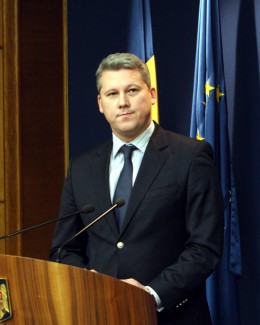 Stire din Politică-Administrație : Cătălin Predoiu, potențial candidat  la președinție din partea PDL