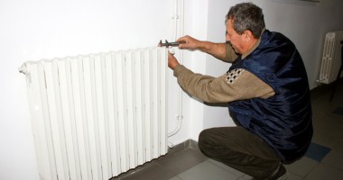 Stire din Social : Cât de greu este să te debranșezi de la RADET