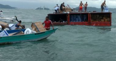 Câte containere încărcate cu mărfuri ajung pe fundul mărilor și oceanelor? - 7