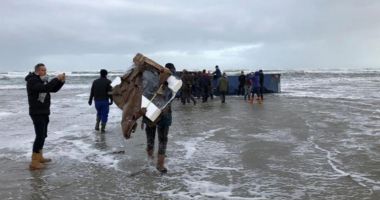 Câte containere încărcate cu mărfuri ajung pe fundul mărilor și oceanelor? - 9