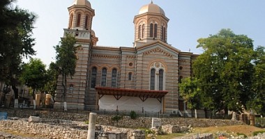 O emblemă a Constanței: Catedrala "Sfinții Petru și Pavel" - 3