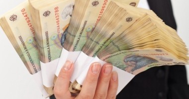 Stire din Economie : Câte fundații și asociații sunt alimentate din banul public