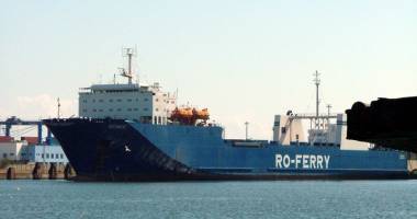 O întrebare pentru Ministerul Transporturilor. Câți ani vor mai fi ținute în conservare ferry-boat-urile "Mangalia" și "Eforie"? - 6