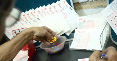 Stire din Social : Câți bani puteți câștiga în acest week-end, la Loto