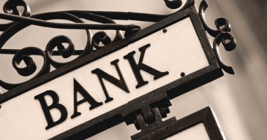 Stire din Economie : Câți români mai apelează la bănci, atunci când pornesc o afacere