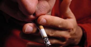 Câți români susțin interzicerea fumatului în spațiile publice