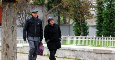 Stire din Social : Câți salariați și câți pensionari  are județul Constanța