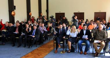 Stire din Politică-Administrație : Cât vor plăti constănțenii factura la căldură pe luna aprilie. Decizia, la mâna consilierilor